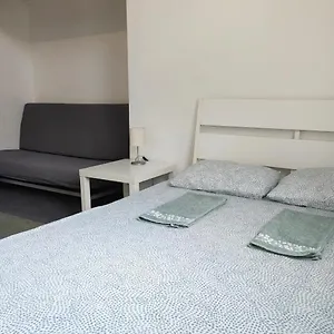 Sleepover Center Guestrooms Будапешт